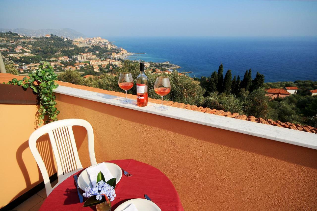 Appartamenti Villa Chiara Imperia Exteriör bild